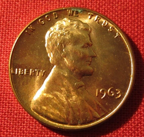 1963 P Lincoln Memorial Cent - Uncirculated - Red - Actual Coin  (2007) Cover