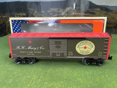 LIONEL 6-83644 O GAUGE R.H. MACY & COMPANY FANCY & DRY GOODS BOXCAR NEW IN BOX - Image 1 of 4