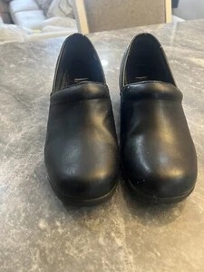 Cherokee Workwear  Clogs Black Leather Shoes size 8 - Picture 1 of 11