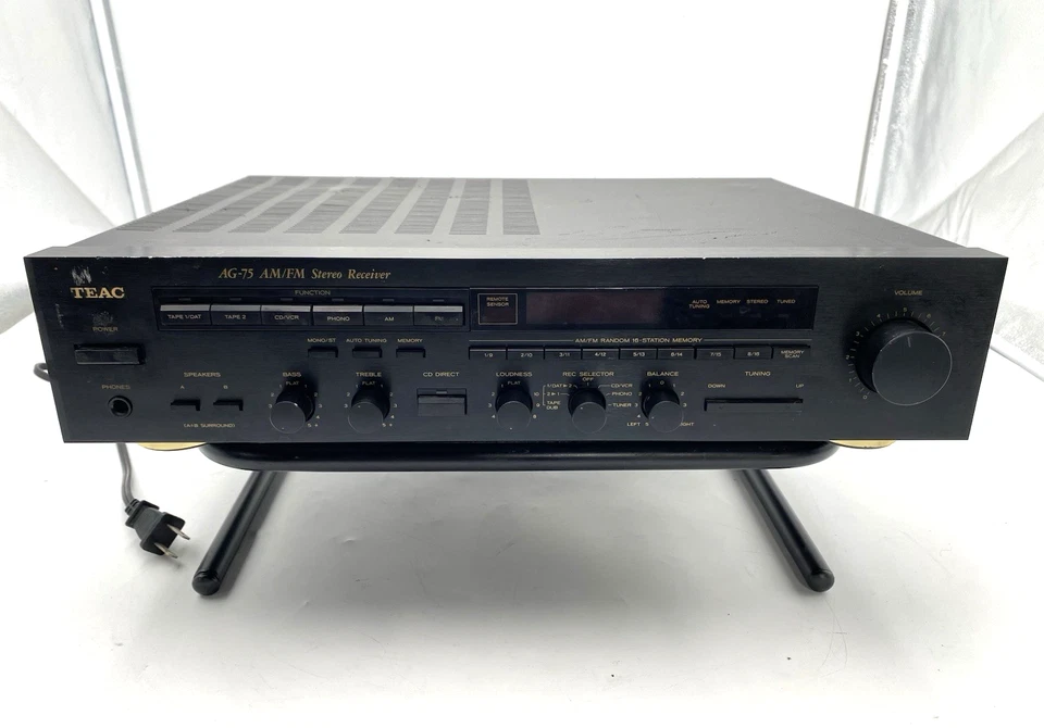 Receptor estéreo TEAC AG-75 Phono AUX FM sin control remoto Foto 1 de 4