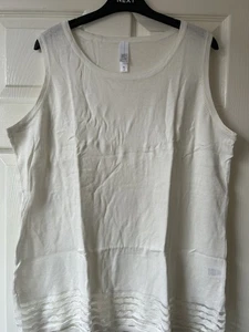 "Camiseta sin mangas Winner Layers punto fino nube XL Pit to Pit 22""" - Imagen 1 de 2