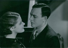 Uma cena do filme "swedenhielms", com Ingrid Bergman como Astrid, Bo swedenhi