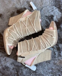 NWOB Vince Camuto Women's Size 9M/39 Zip Up Javy Sandal Booties Beige - Picture 1 of 6