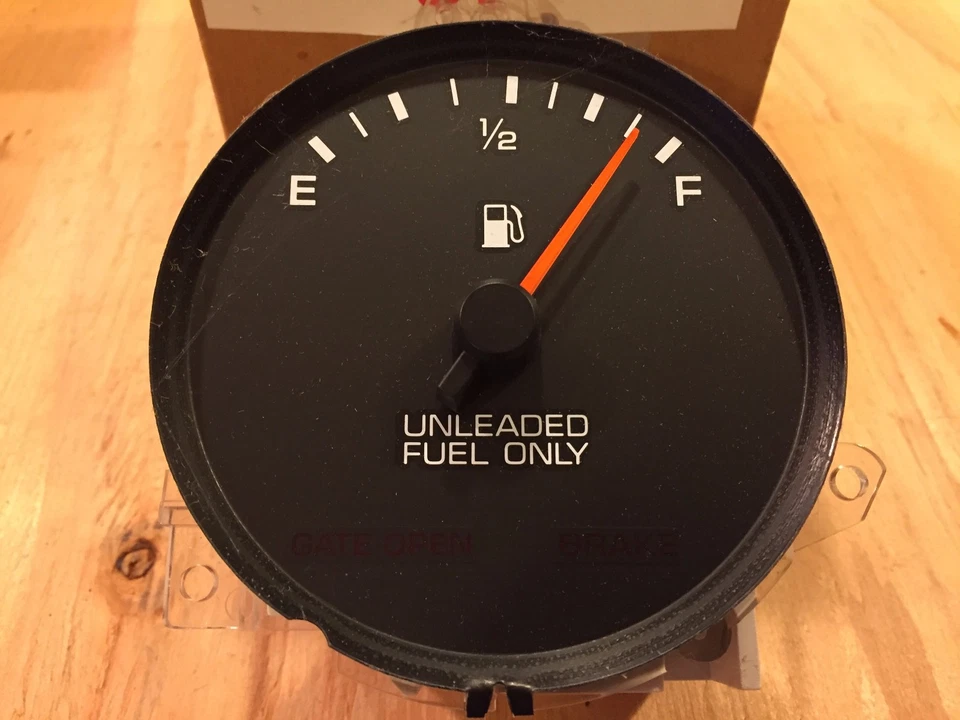 Dodge Ram Town & Country Caravan 1984-90 como nuevo Mopar indicador de combustible 4051708 Foto 1 de 2