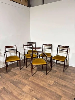 Set Of Six Reproduction Vintage Dining Chairs, Including Two Carvers - Image 1 of 4