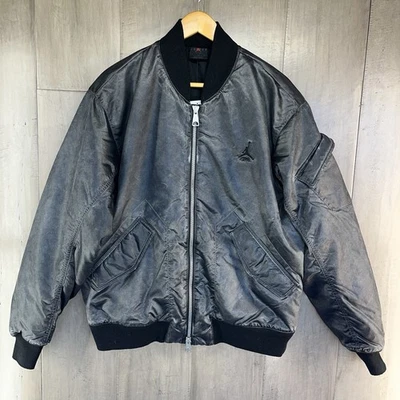 Chaqueta de bombardero Jordan Flight Essentials para hombre Renegade negra grande FN6543-010 Foto 1 de 4