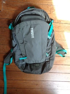 Thule En Route Triumph 2 Backpack 15" Laptop Grey Nylon Daypack 21 Liters - Picture 1 of 7