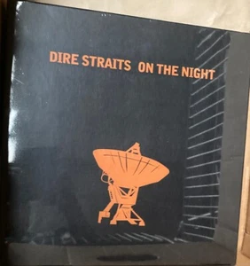 Dire Straits – On The Night - PROMO BOXSET CDs MAXY+VHS+TOOURBOOK - SEALED MINT - Imagen 1 de 8