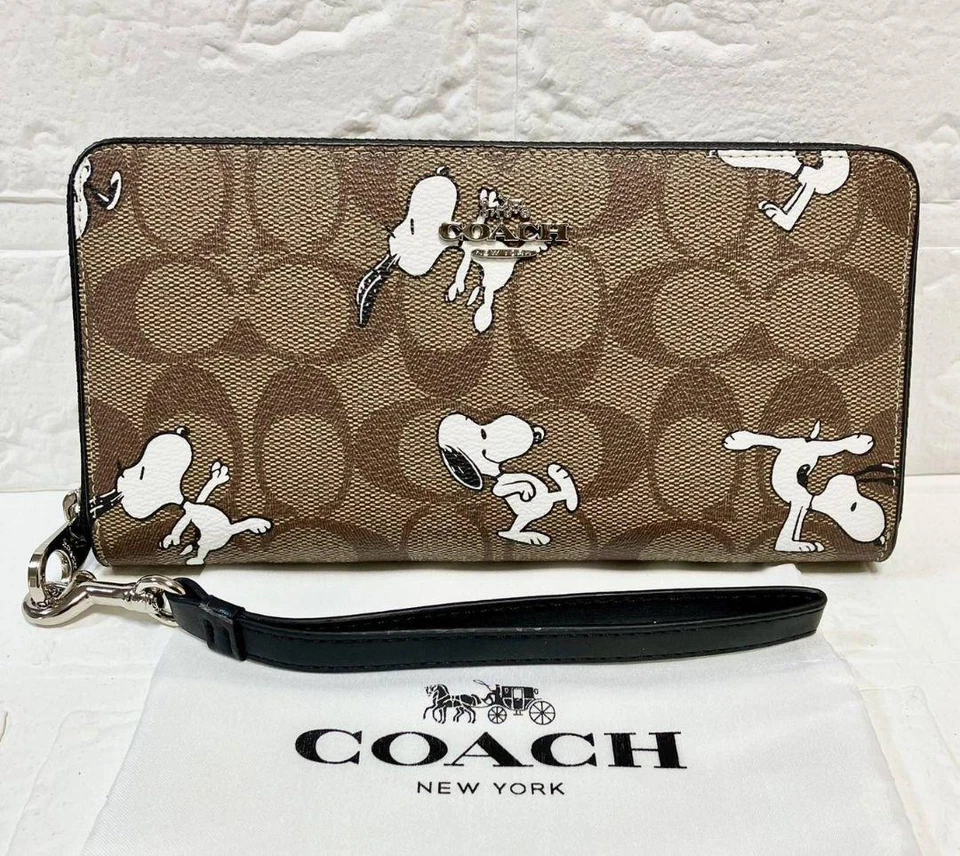 COACH x PEANUTS Long Zip around Wallet Snoopy Woodstock Khaki Signature CE705