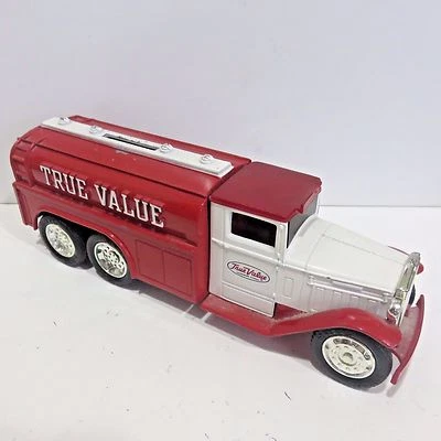 ERTL Diecast True Value Bank, 1930 2.5 Ton Diamond Tanker Toy - Image 1 of 4