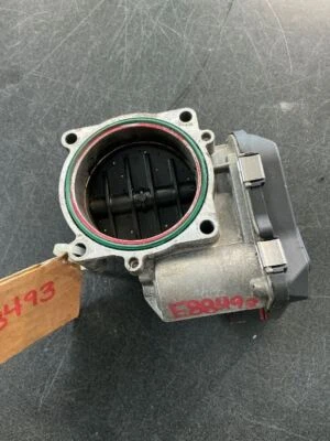 Throttle Body 3.0L 6 Cylinder Fits 07-13 BMW 328i 187932 - Image 1 of 4