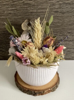 Deko Gesteck Tisch Mit Trockenblumen Flieder Martha Landhaus Skandi Unikat - Bild 1 von 4