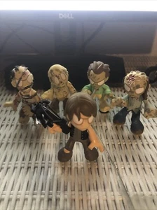 Funko The Walking Dead TWD Daryl Dixion & Walkers - Picture 1 of 7