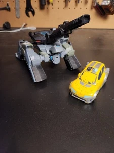 Transformers Animated The Battle Begins 2 Pack Shockwave vs Bumblebee Target - Picture 1 of 6