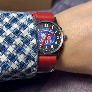 Pobeda Soviet Watch – Rare USSR Dial with Squirrel & Cosmonaut Dog Illustration - Picture 1 of 24