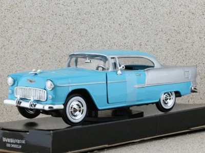CHEVROLET Bel Air - 1955 - lightblue - MotorMax 1:24 - Photo 1/2