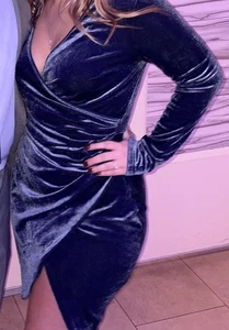 Guberry Women’s Blue Velour Long Sleeve Dress Slit Bottom Sz L See Description - Picture 1 of 11