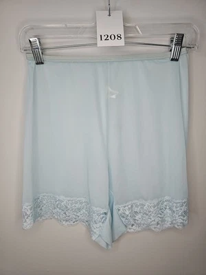 复古 Vanity Fair 浅蓝色尼龙懒人短裤 蕾丝细节 尺寸 6 — 第 1/4 张图片