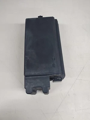 Caixa de fusíveis de motor Chevy Colorado GMC Canyon 2004-2006 fabricante de equipamento original - Imagem 1 de 3