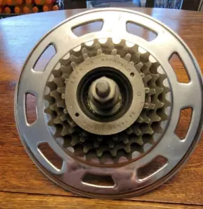 Vintage 1977 Schwinn Approved France Model F3 Freewheel & Spoke Protector & Hub - Picture 1 of 7