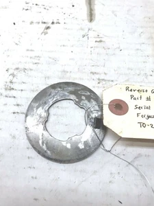 USED TO-30 TO-20 FERGUSON TRACTOR TRANSMISION GEAR THRUST WASHER 181498M1 - Picture 1 of 3