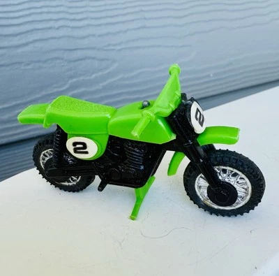 Unbranded 1980s Dirt Bike Motorcycle Green #2 Racing Bike 3” Length - Image 1 of 4