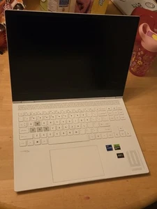 HP Omen Transcend 16", 32GB RAM, GeForce RTX 4050, Backlit Keyboard - Picture 1 of 3