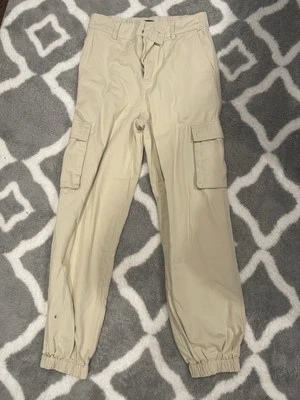 Pantalones de chándal Forever 21 cargo para mujer beige medio  Foto 1 de 3