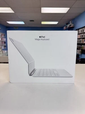 Apple Magic Keyboard for iPad Air 11-inch M3 White With Apple Care Til 2026 - Image 1 of 4