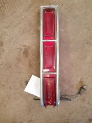 Luz trasera izquierda del conductor para Chevrolet Impala 66 Foto 1 de 4