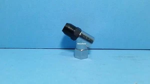 Closed Angled Head Air Chuck Truck Auto Bike Tire Inflator Filler 1/4 Inch FNPT - Picture 1 of 5