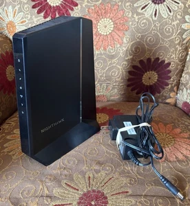 Netgear Nighthawk Voice Cable Modem CM2050V Multi-Gig 2.5Gbps DOCSIS 3.1 Xfinity - Photo 1/5