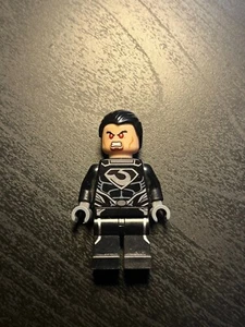 LEGO - Super Heroes™ - Set 76002 - General Zod Figure SH078 - Picture 1 of 2