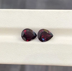 5,50 ct Beste Qualität Deep Purple Red / Natürlicher Rhodolith Granat - Birne 2 Stück Video - Bild 1 von 2