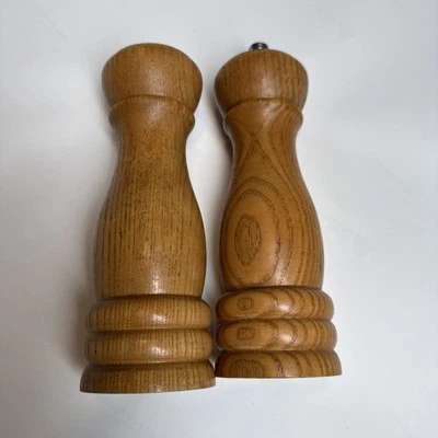 Vintage Olde Thompson Natural Wood Salt and Pepper Grinder Mill Shaker Set USA - Image 1 of 4