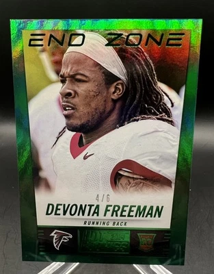 2014 Score End Zone GREEN FOIL Devonta Freeman RC SSP 4/6 #365 FALCONS - RARE - Image 1 of 4