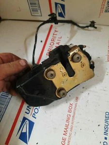 2006 CHRYSLER 300 LEFT REAR DOOR ACTUATOR - Picture 1 of 3