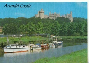 Sussex Postcard - Arundel Castle from The River Arun - Ref TZ8219 - Picture 1 of 2