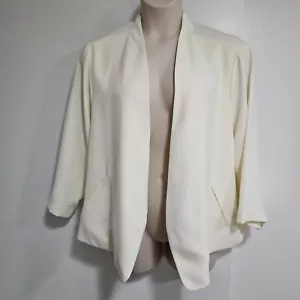 Torrid Plus Size 4 4x Ivory Cream Open Front Jacket 3/4 Sleeves Pockets NEW - Picture 1 of 7