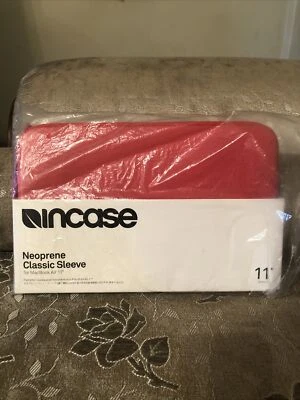 "Funda clásica de neopreno Incase para MacBook Air 11""" Foto 1 de 3