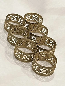 Lot Of 7 Vintage Fleur-De-Lis Napkin Rings Gold Tone Metal Open Etched Design - Picture 1 of 9
