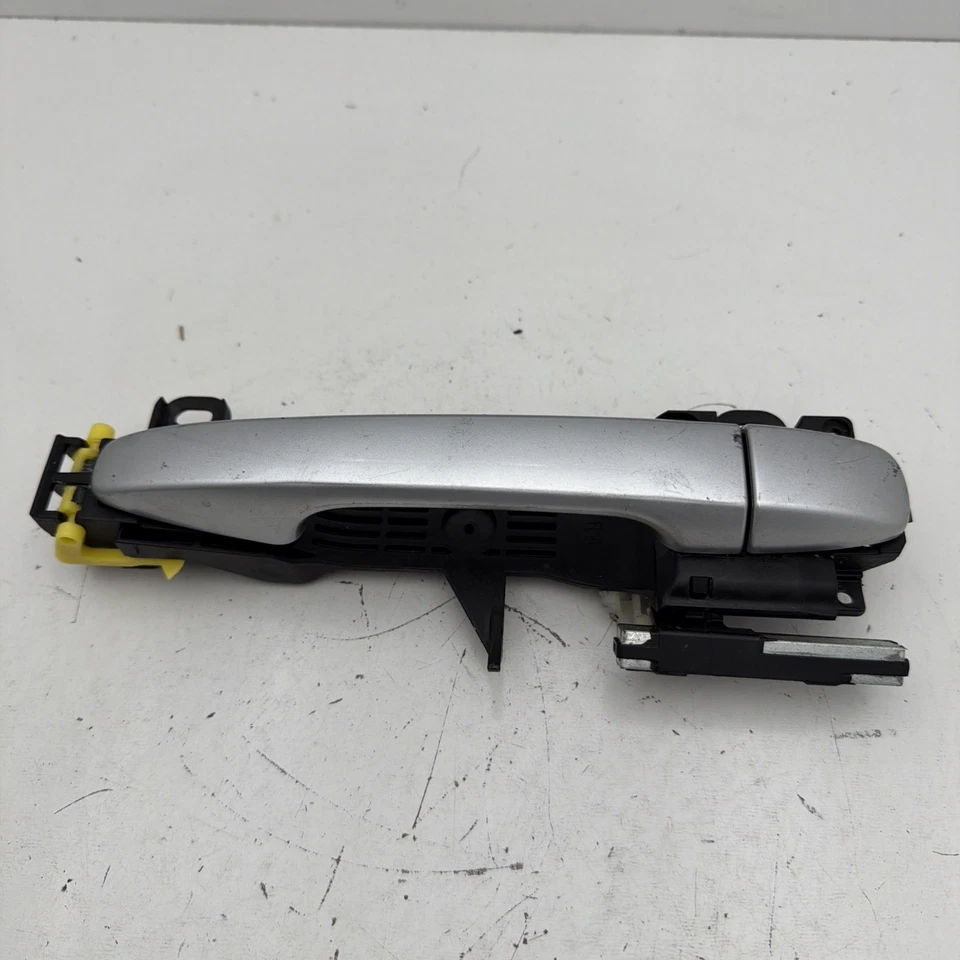 2014-2016 SUBARU FORESTER Front Right DOOR HANDLE  FR OEM Foto 1 de 4