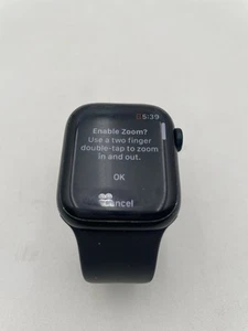 Apple Watch Series 8 (GPS+LTE) - Photo 1 sur 7