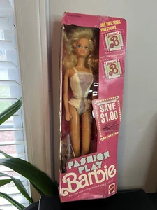 1990 Barbie Doll Fashion Play Vintage Mattel 96929 Original Box - Open box/wear - Picture 1 of 6