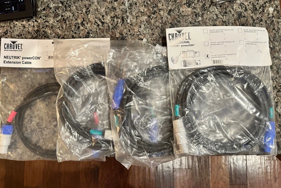 Cables de extensión CHAUVET Neutrik powerCON 5' y 10' Foto 1 de 1