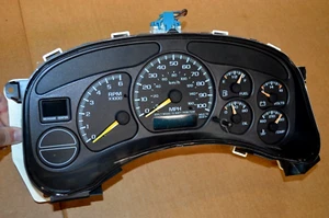 Silverado Sierra 1999-02 OEM cuadro de instrumentos velocímetro medidores de velocidad - Imagen 1 de 8