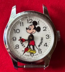 Reloj Bradley Mickey Mouse Vintage Mecánico Hecho en Suiza - FUNCIONANDO - Walt Disney - Imagen 1 de 5