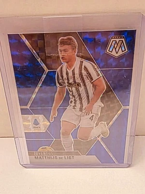 2020-21 Panini Mosaic Matthijs De Ligt Blue /99 Juventus - Image 1 of 4