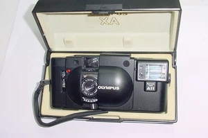 Olympus XA Rangefinder 35mm Film Camera with F.Zuiko 35mm F/2.8 Lens + A11 Flash - Picture 1 of 7