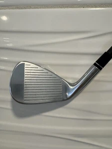 TaylorMade P790 9 Iron 2017 - RH Regular Flex Recoil Shaft - Excellent - Picture 1 of 6